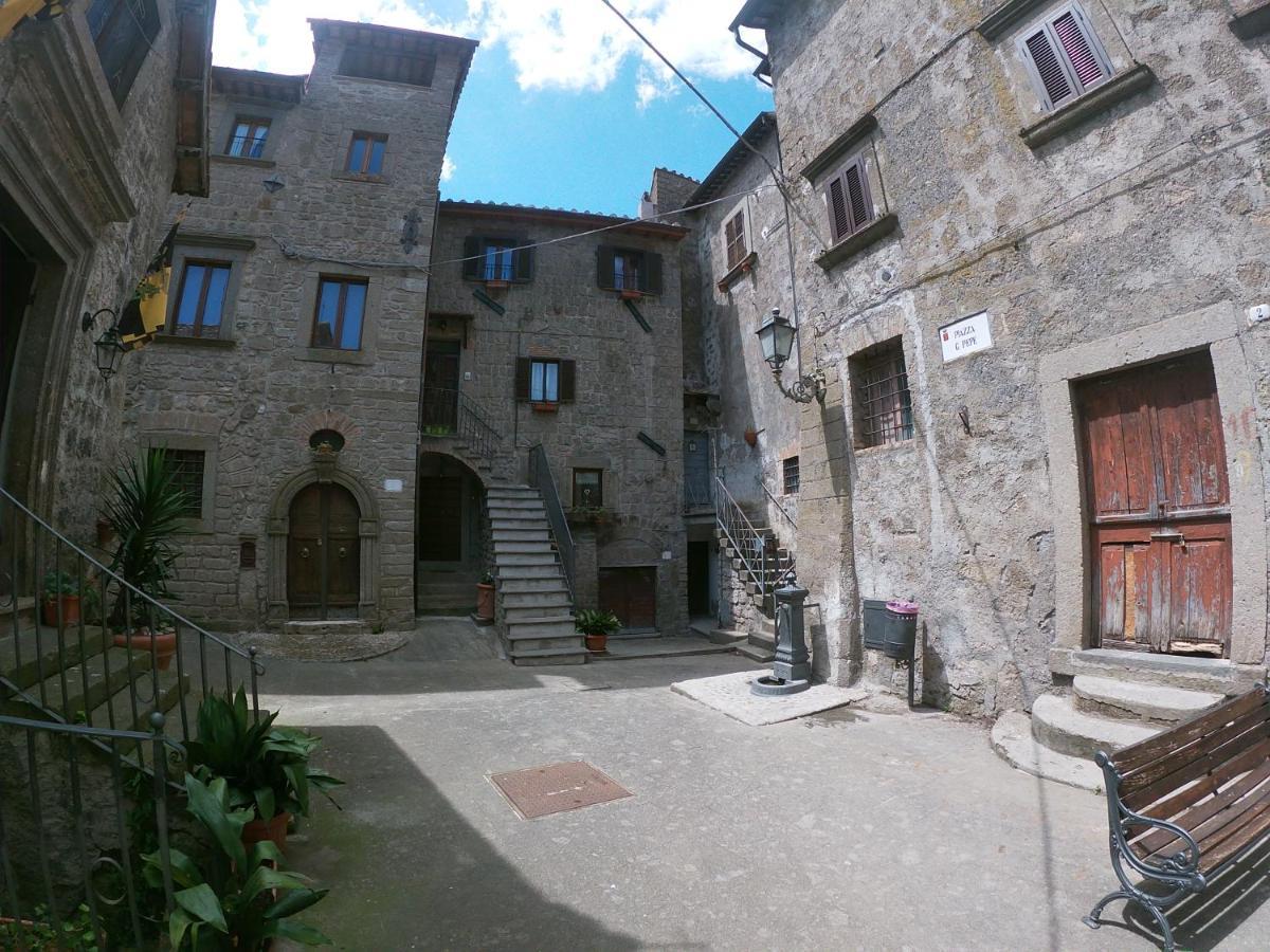 B&B Il Grifo Bomarzo Bagian luar foto